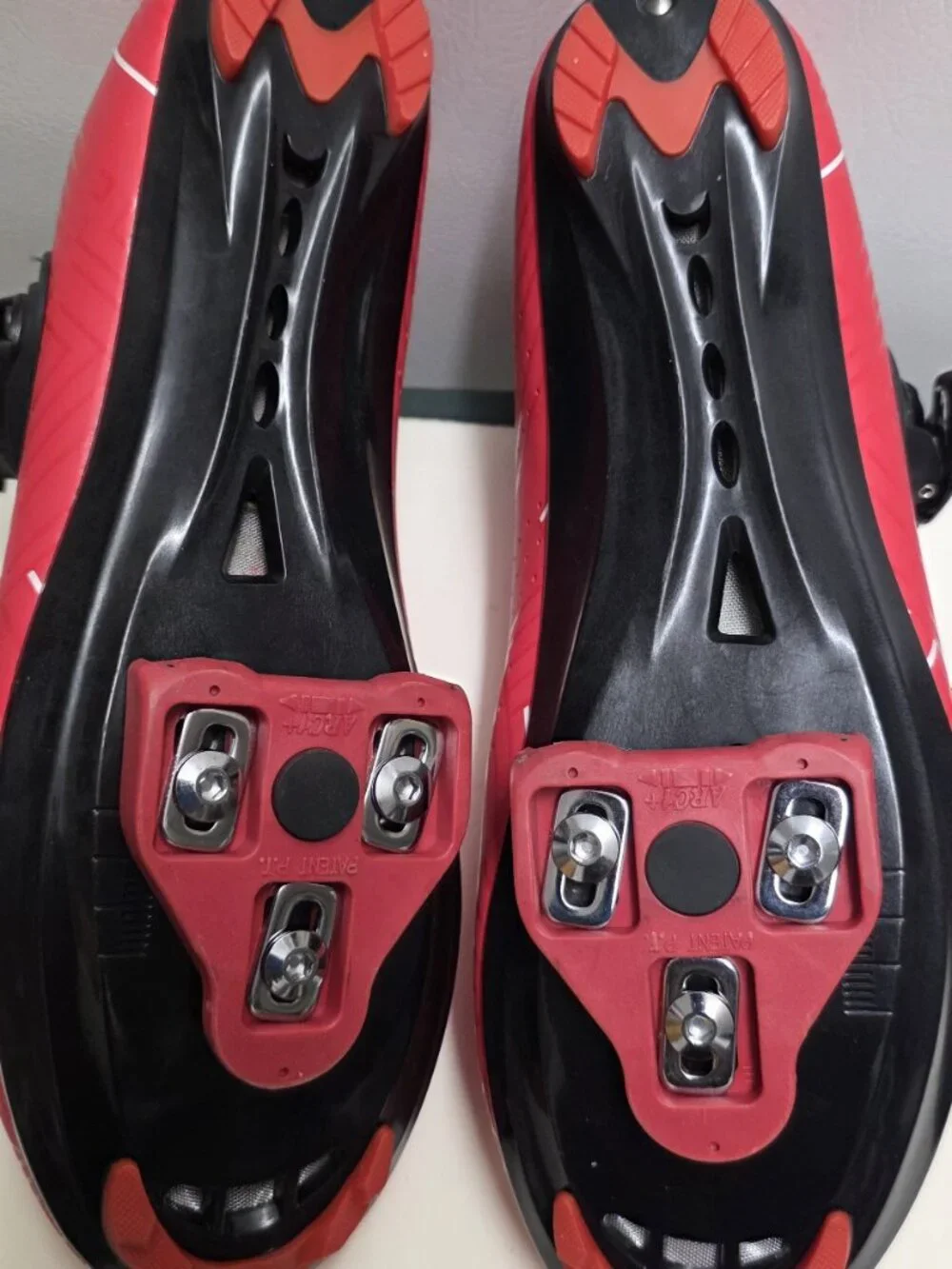 Santic Cycling Shoes Road Cycling Riding Shoes Road Bike Shoes Size 9.5